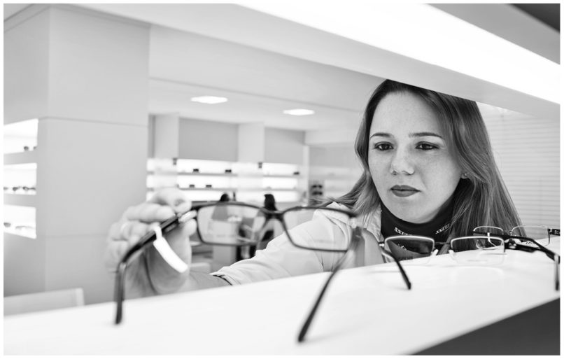 zeiss-geschäftsbericht-schwarz-weiß-portrait